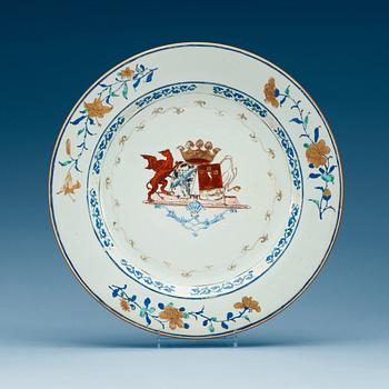 1558. A large famille rose charger, Qing dynasty, Yongzheng (1723-35).
