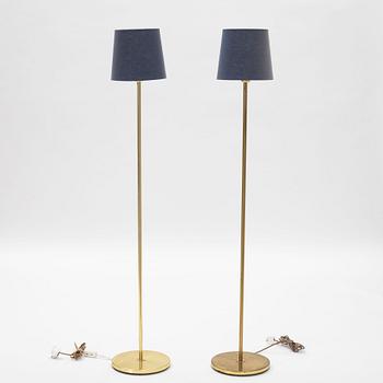 A pair of floor lights, Möller Armatur Eskilstuna, mid 20th Century.
