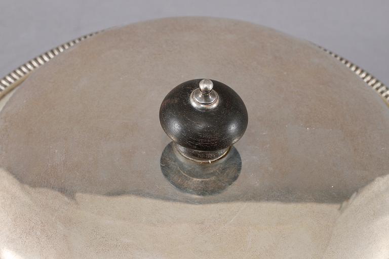 KAVIARSKÅL, sterlingsilver, James Dixon & son, England, 1800-tal, vikt ca 625 gram.