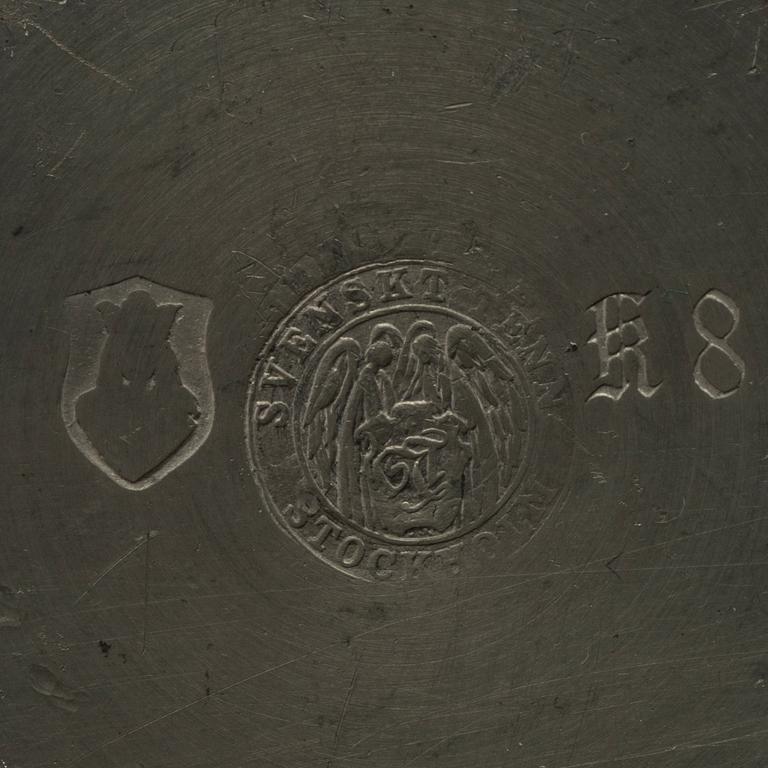 ASK MED LOCK, tenn, Firma Svenskt Tenn, 1936,