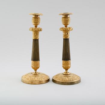 LJUSSTAKAR, 1 par, empire, 1800-talets första hälft.