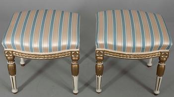 TABURETTER, 2 st, 1800-tales slut.