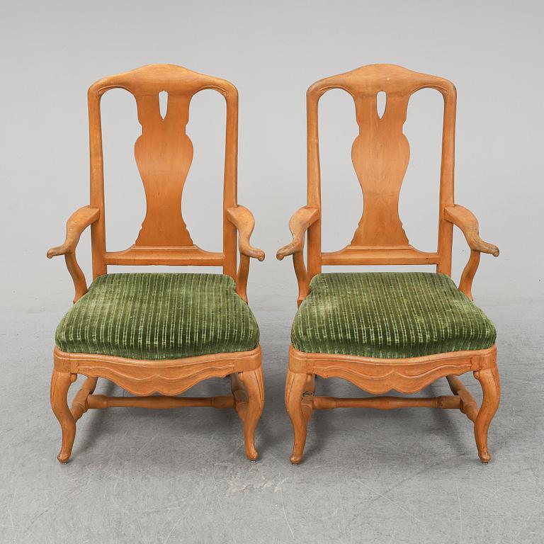 KARMSTOLAR, ett par, rokoko, 1700-talets andra hälft.