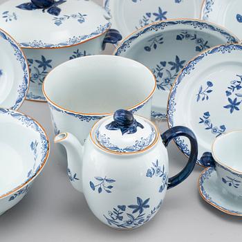 SERVIS, 75 pieces, porcelain, "Ostindia", Rörstrand, 20th century.
