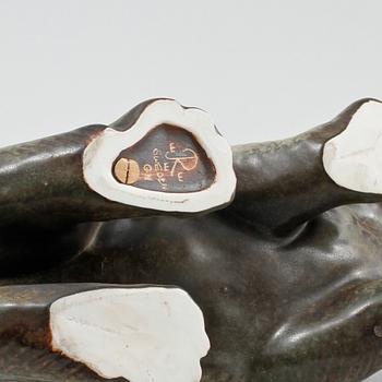 FIGURIN, stengods, Gunnar Nylund, Rörstrand, omkring 1900-talets mitt.