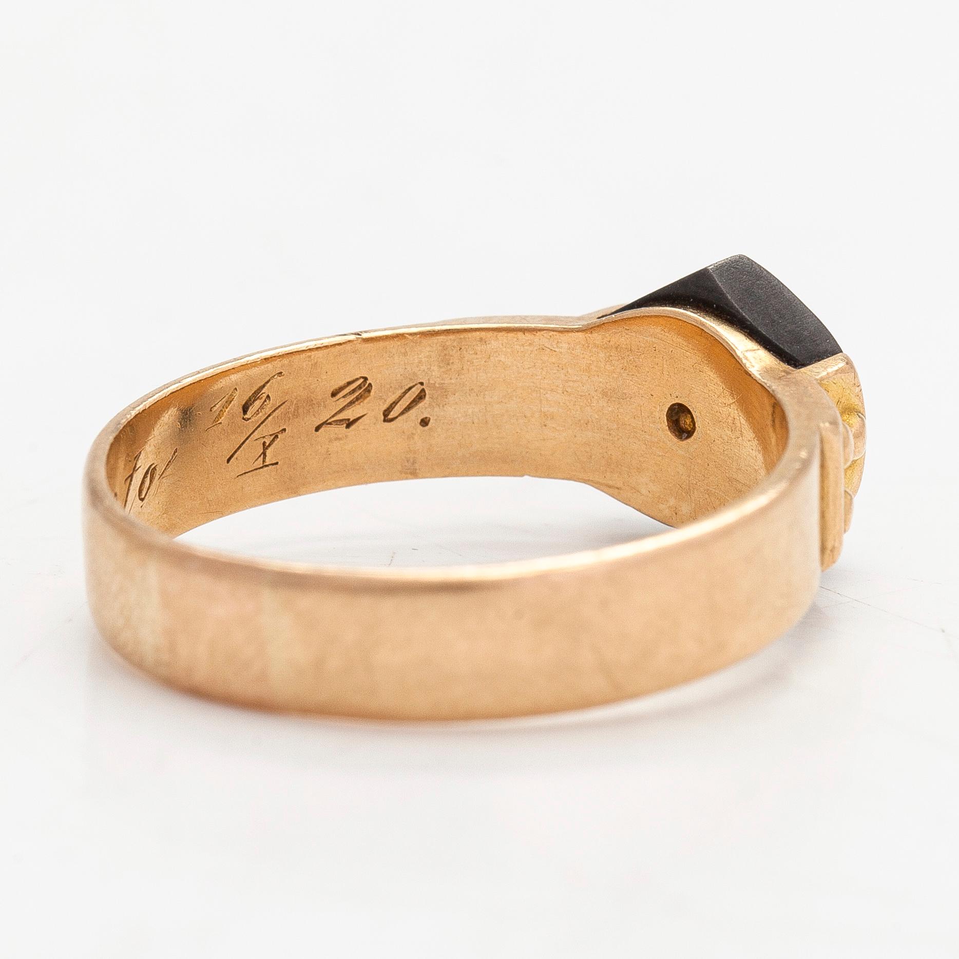 Ring, 18K guld, Suomen Kultaseppä Oy, Turku, 1920.