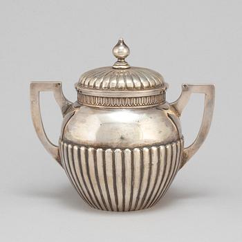 A silver sugarbowl by a unknown master, S.t Petersburg 1908-26.