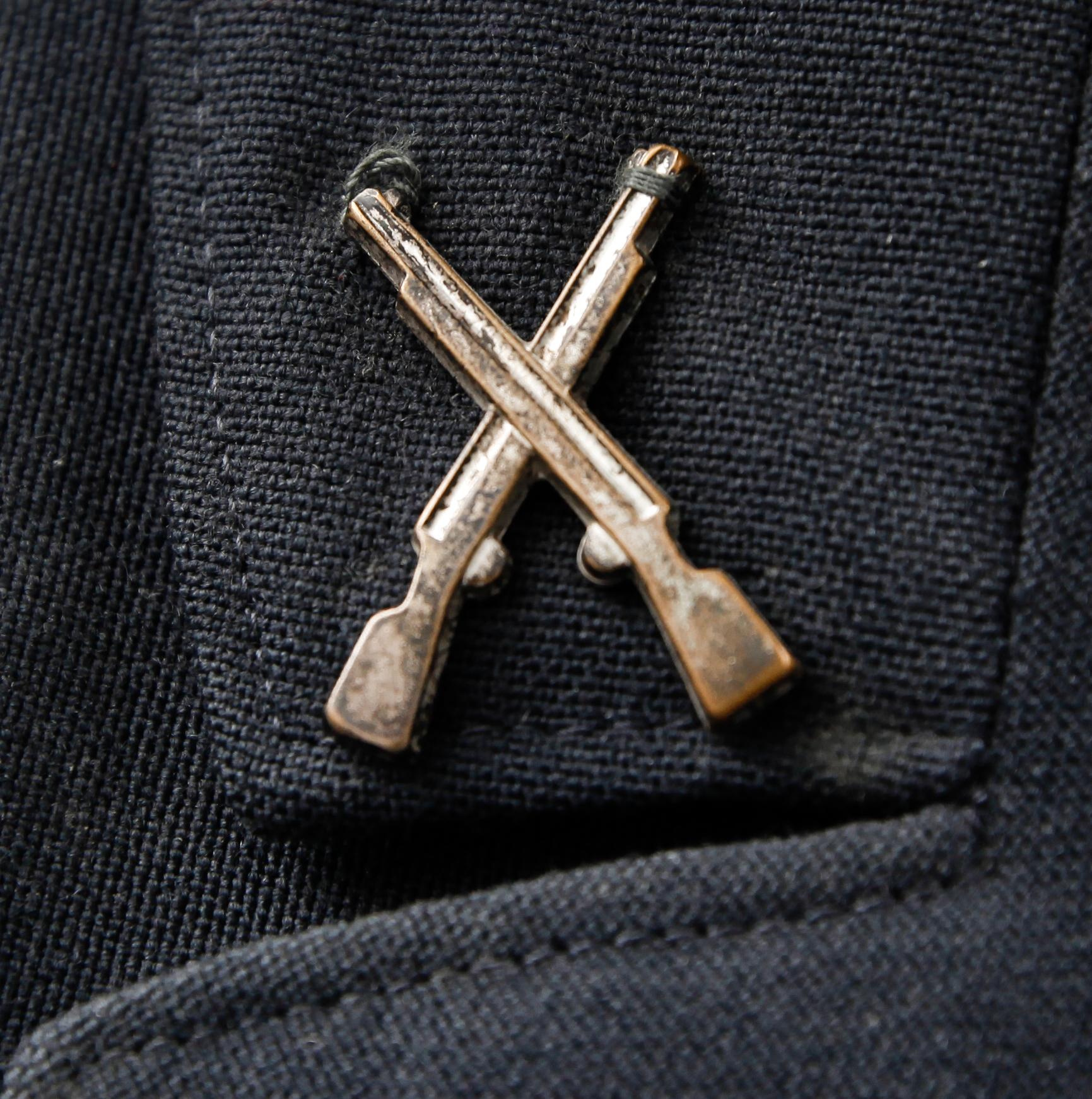 UNIFORMSJACKOR, 2 st, Sverige, artilleriregemente, 1948.