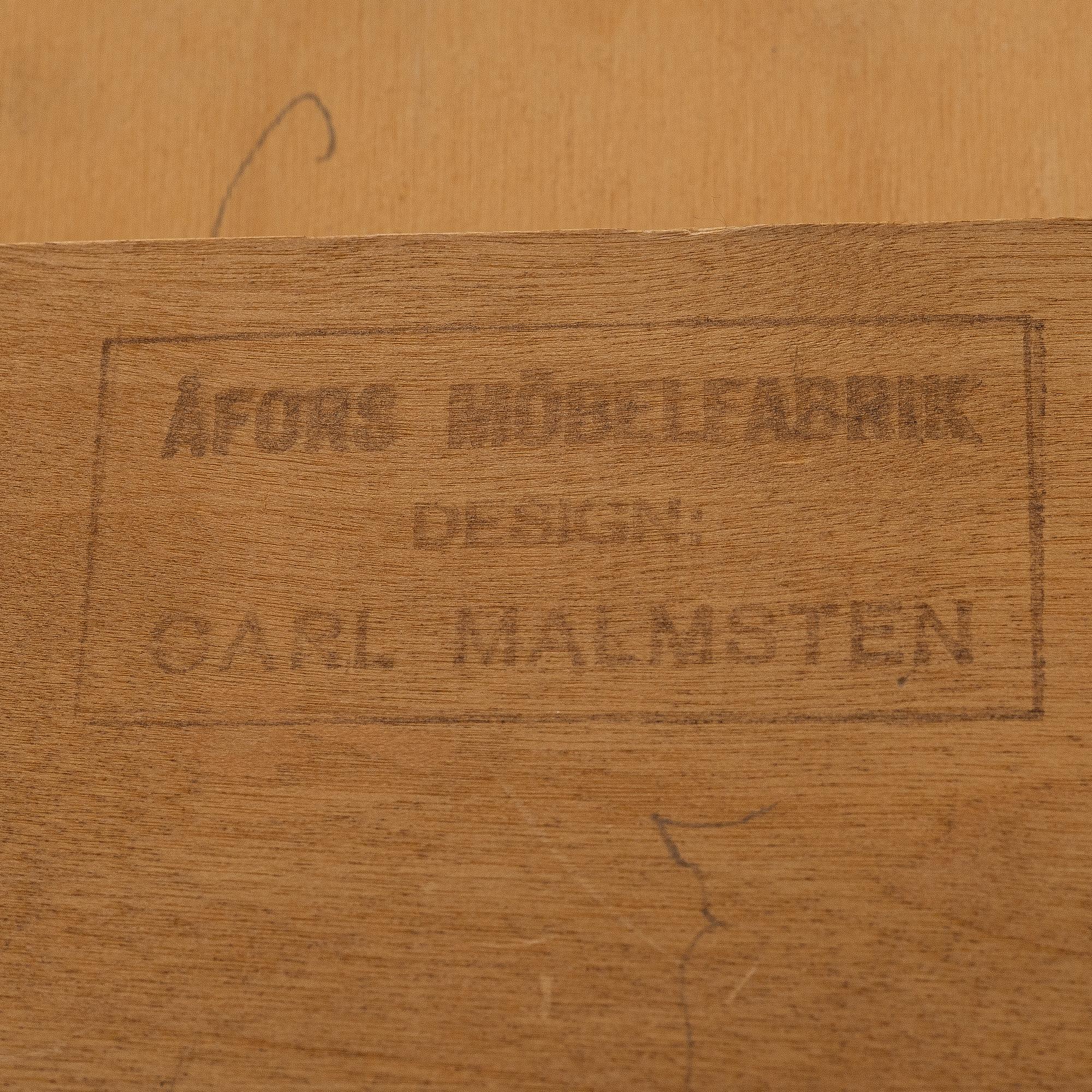 Carl Malmsten, skrivbord "Guldheden", med stol.