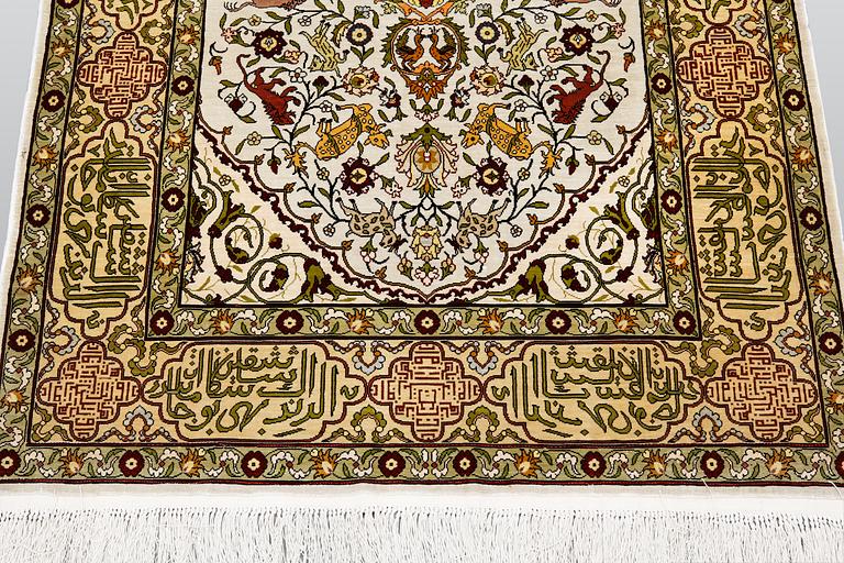 Rug, figural Hereke, approx. 123 x 82 cm.