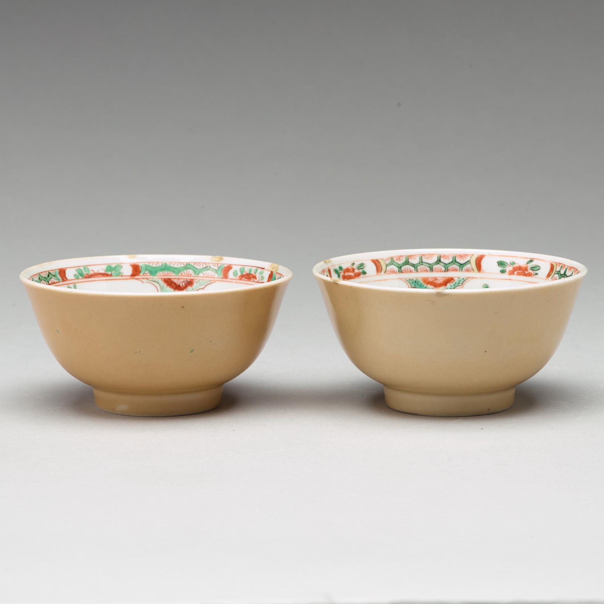 SKÅLAR, två stycken, porslin. Qingdynastin, Kangxi (1662-1722).