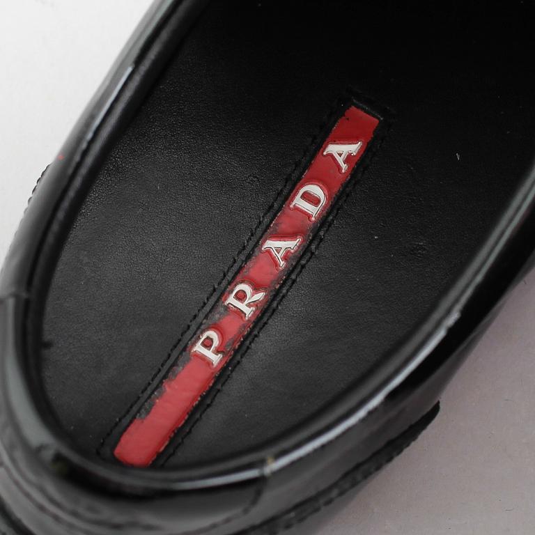 SKOR, 1 par, Prada.