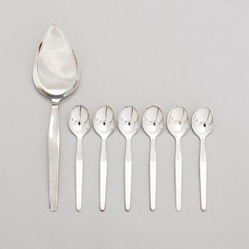 TAPIO WIRKKALA, A 'Marski' silver cake server with six coffee spoons in original box. Kultakeskus, Hämeenlinna 2002.