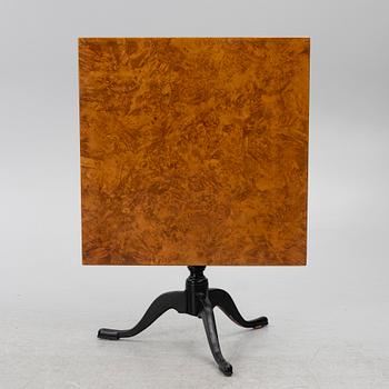 A folding table, Mälardalen, first half of the 19th Century.