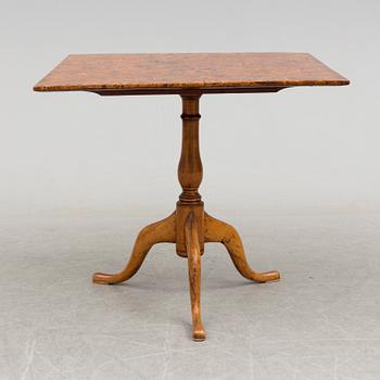 FÄLLBORD, Jacob Siölin, (mästare i Köping och Kungsör 1767-1785) signerat och numrerat 878.