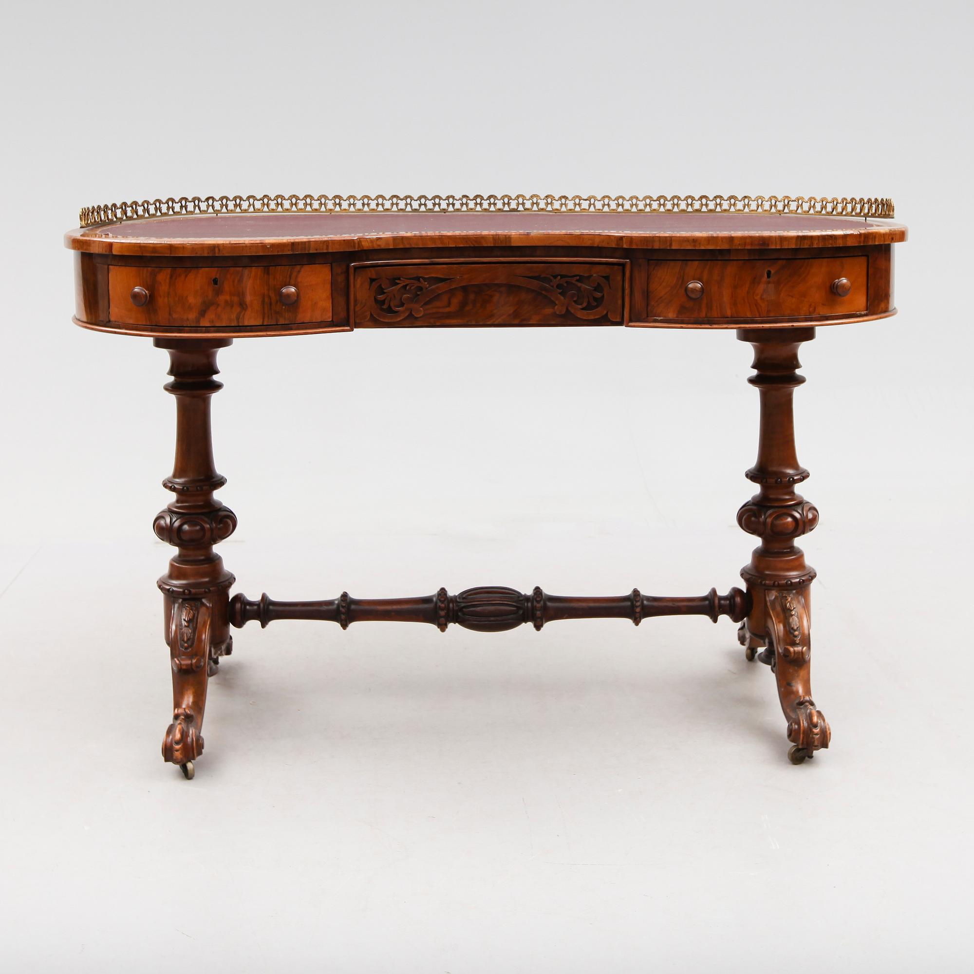 SKRIVBORD, 1800-talets andra hälft.