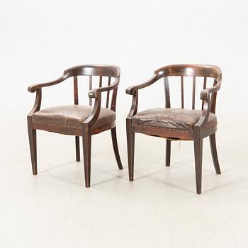 Fåtöljer ett par omkring 1900.