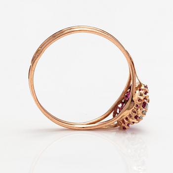 Ring, 14K guld, akvamarin och rubiner. Ryssland.