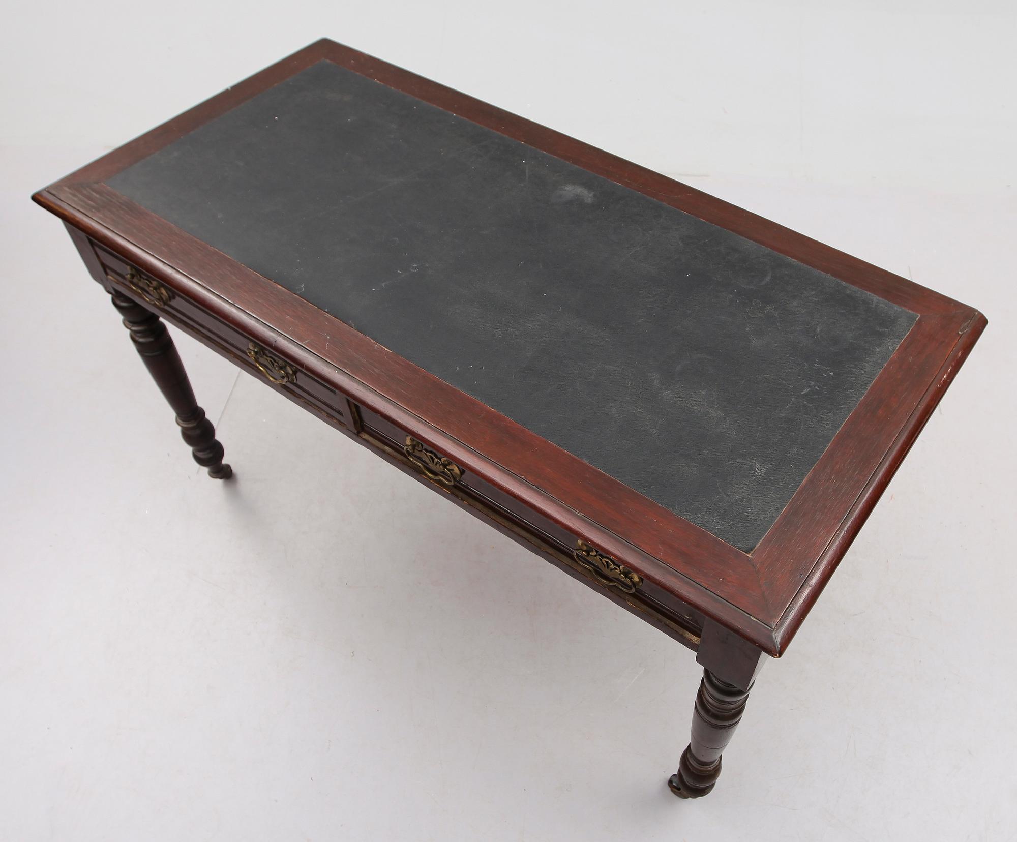 SKRIVBORD, England, omkring år 1900.