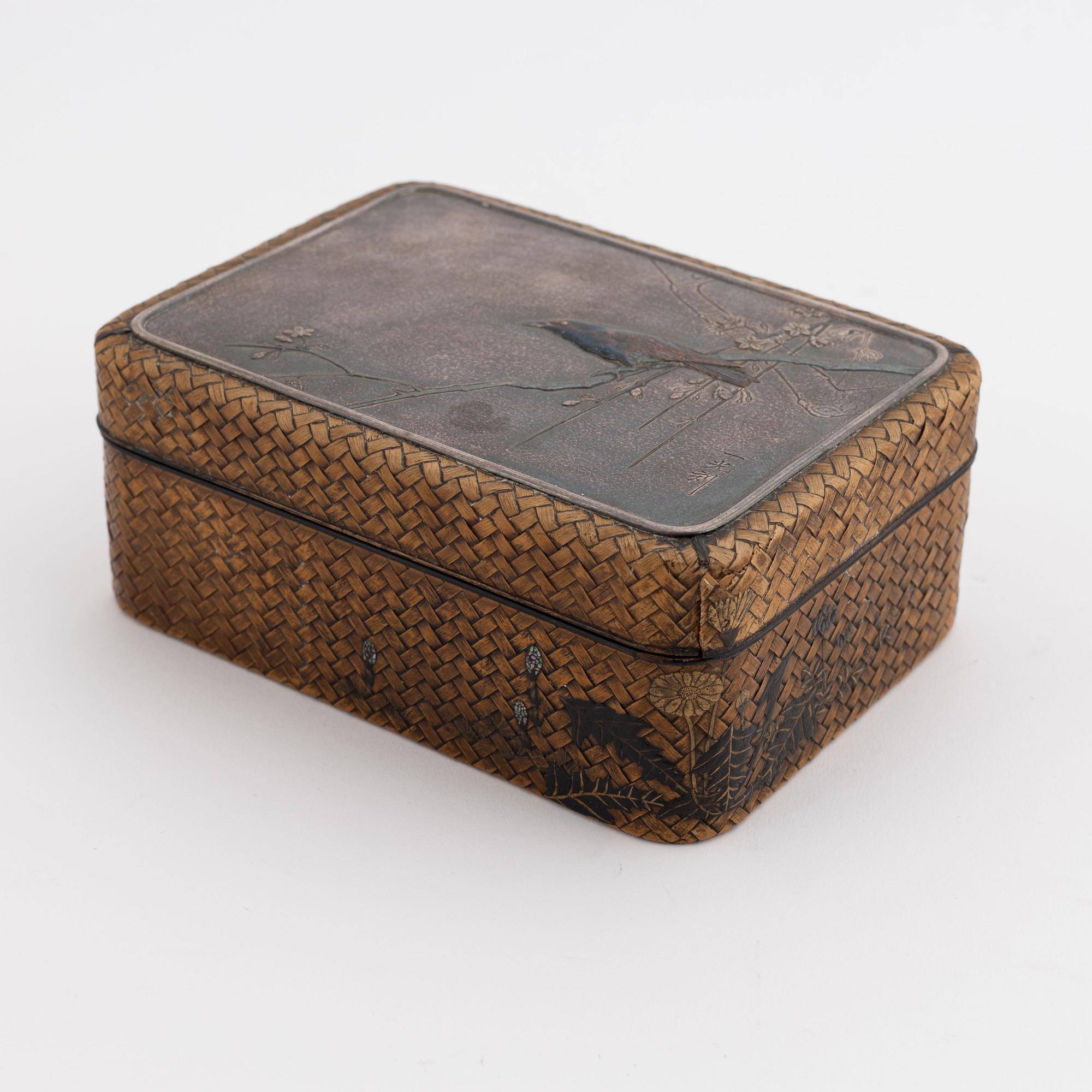 Ask, Japan, tidigt 1900-tal.