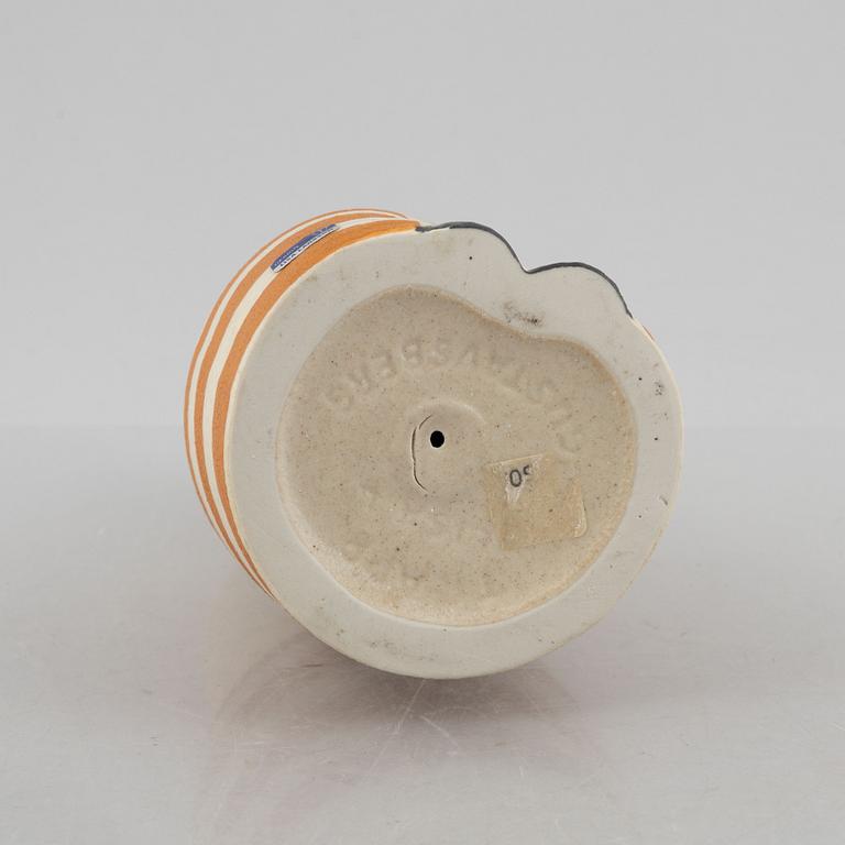 Lisa Larson, figurin, stengods, "Mellanstor katt", ur serien "Tripp, trapp, trull", Gustavsberg.