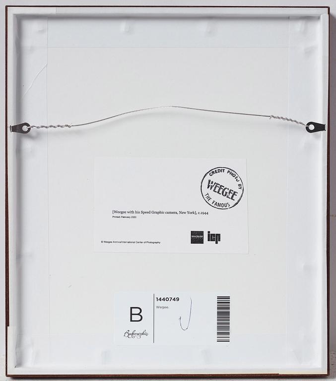 Weegee, "Weegee with his Speed Graphic camera, New York", c. 1944.