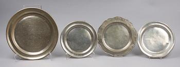 FAT, 4 st, tenn, bl a rokoko, 1700-1800-tal.