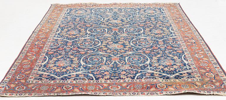 Matta, Täbris, ca 326 x 228 cm.