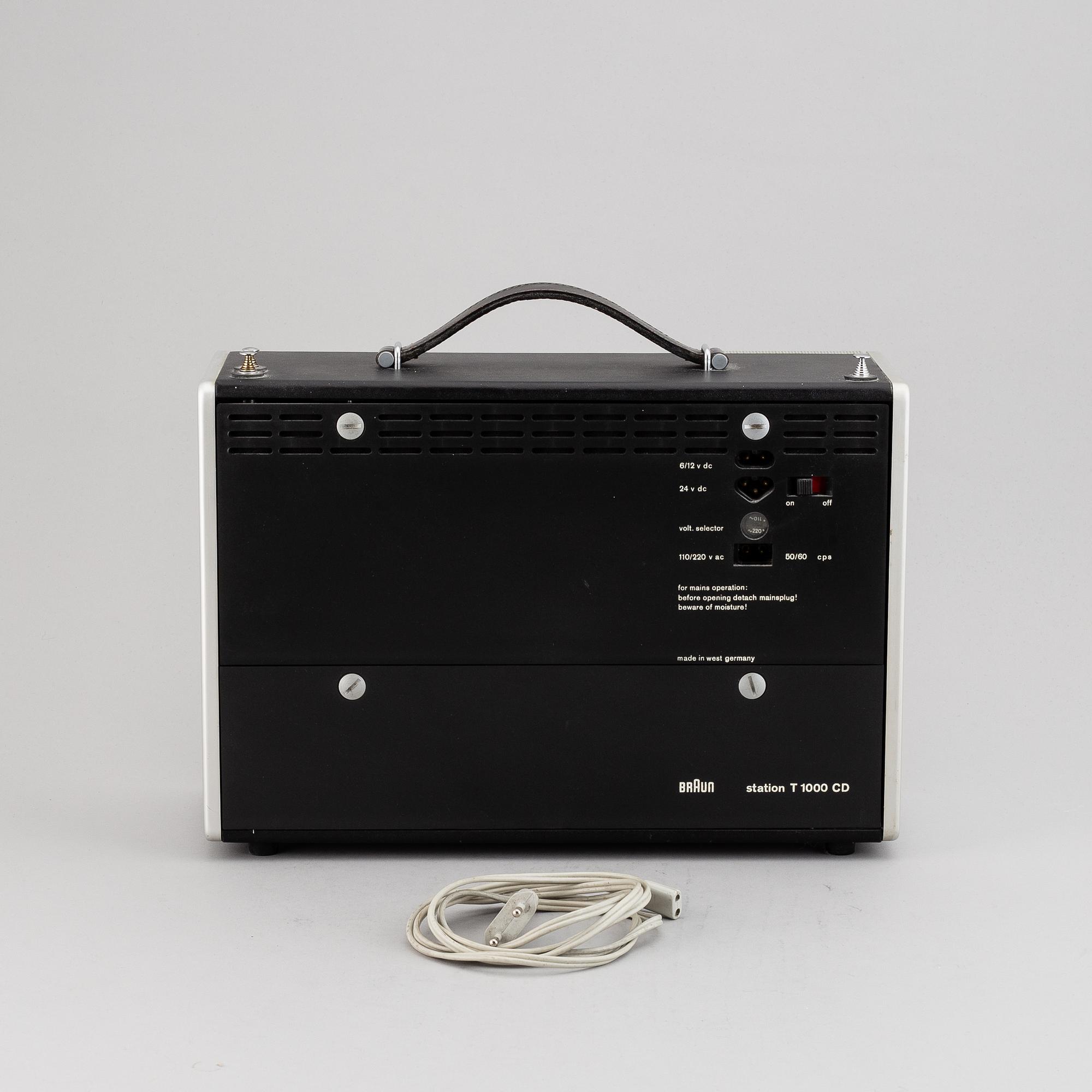 A T1000 radio, designed by Dieter Rams för Braun 1962.