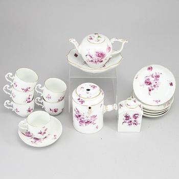 A Meissen Tea and Chocholat service, circa 1800. (10 pieces).