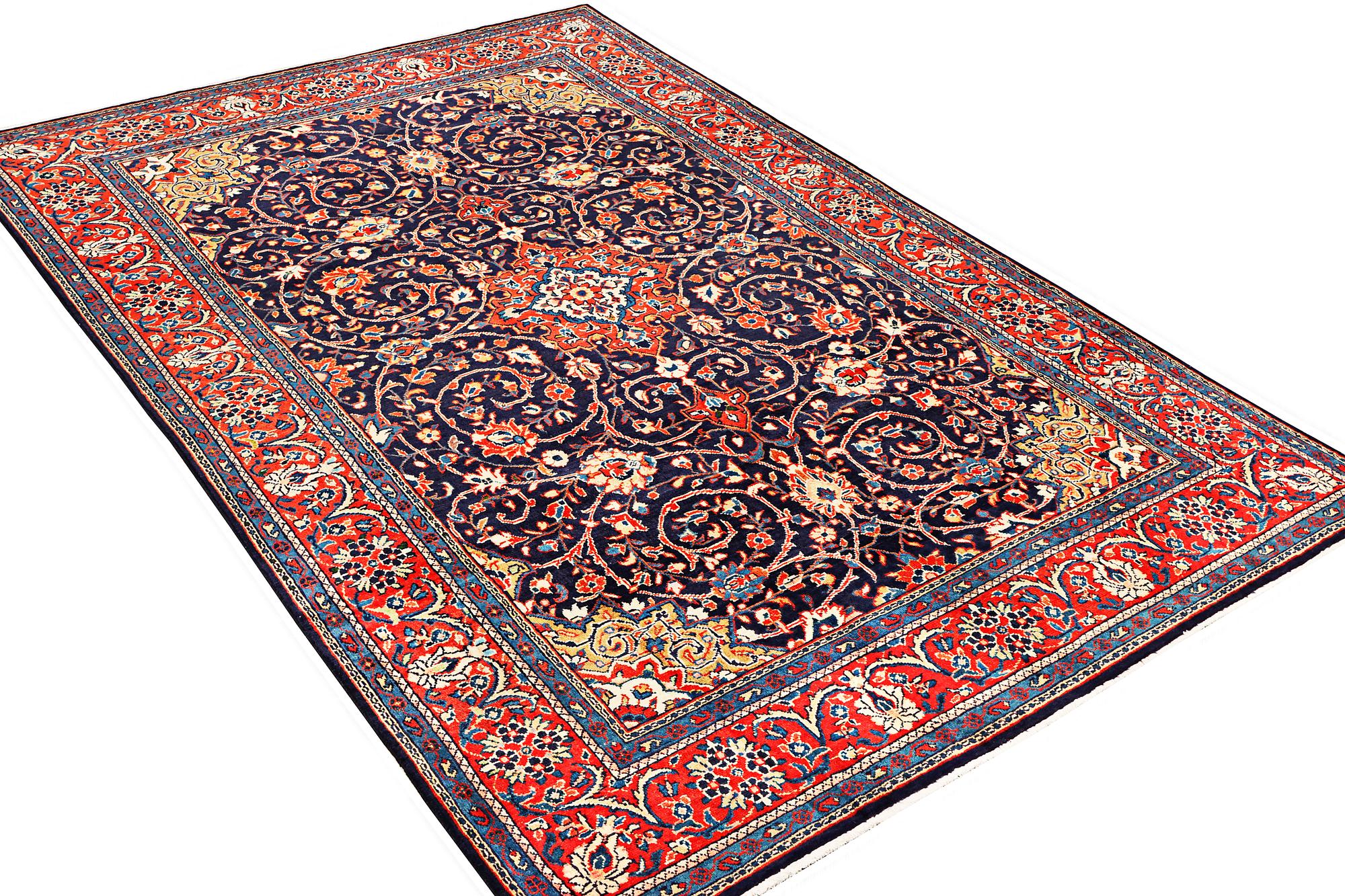 A Mahal carpet, a. 321 x 202 cm.