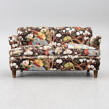 Josef Frank, sofa, model B 678, Svenskt Tenn, mid 20th century.