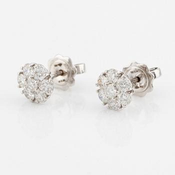 Earrings with brilliant-cut diamonds.