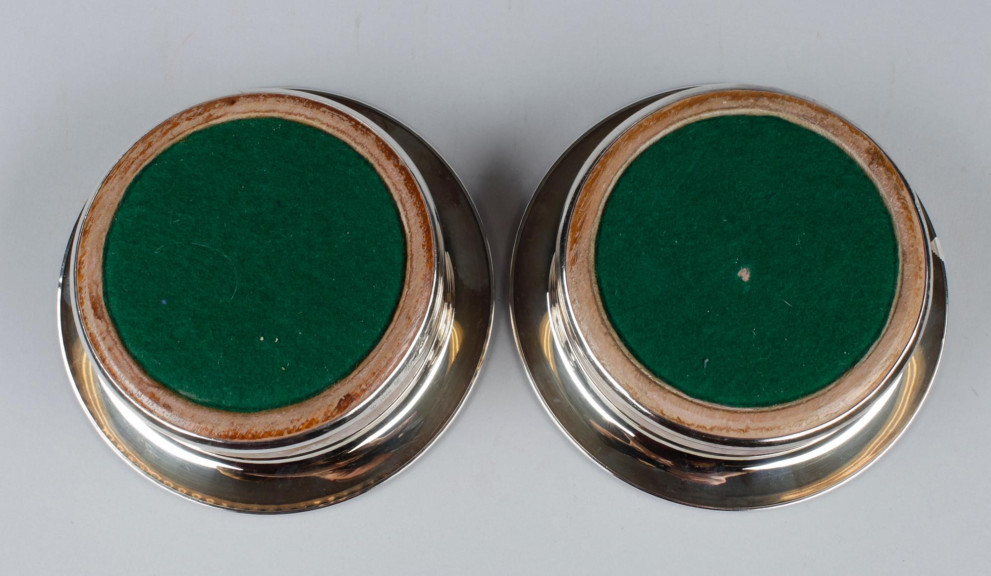 COASTERS, 2 par, nysilver, England 1900-tal.