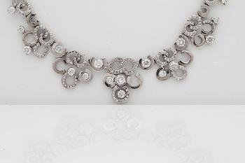 A Mandelstam 'Stardust' brilliant cut diamond necklace. Total carat weight 5.62 cts.