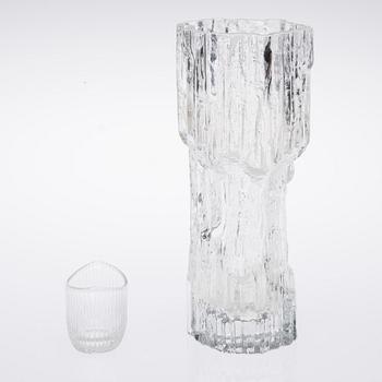 VAS, "Avena" 3429, och SKÅL, glas, signerade Tapio Wirkkala, Iittala.