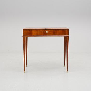 POUDREUSE, empire, 1800-talets första hälft.