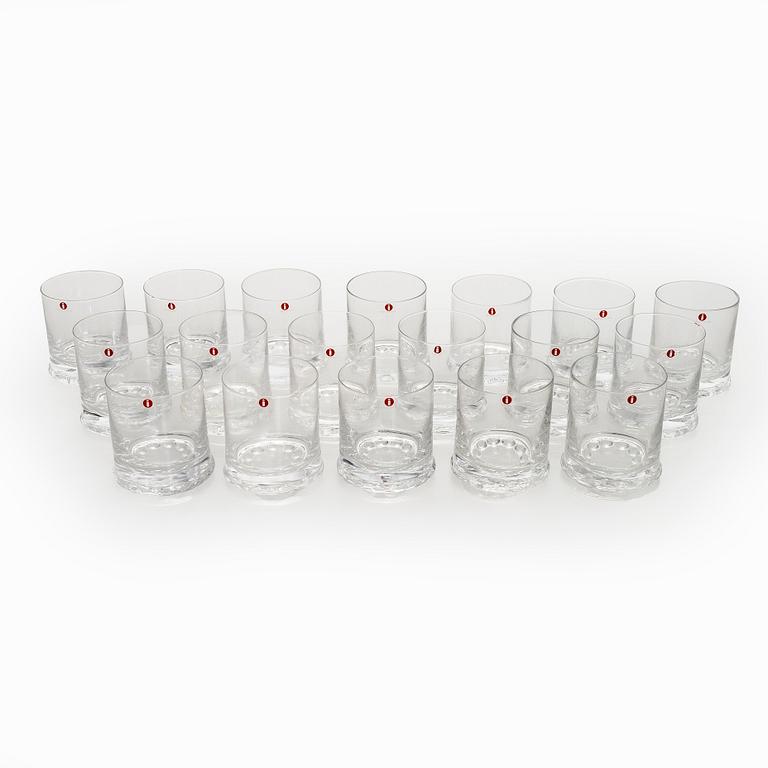 Timo Sarpaneva, drinking glasses, 16 pcs, "Helminauha" (Pearl Band), Iittala 1964-1973.