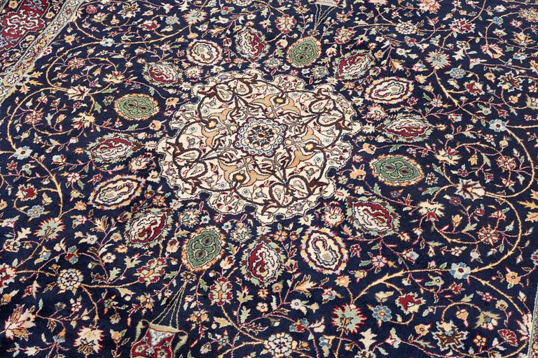 Carpet, Ardebil, approx. 295 x 195 cm.