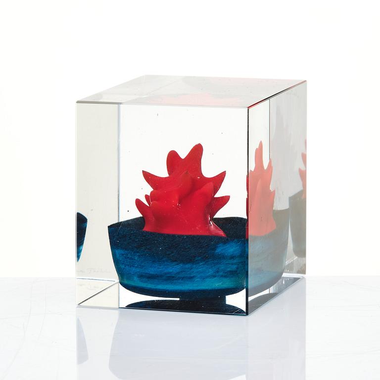 Oiva Toikka, a set of three cubic glass pieces, Nuutajärvi Finland 1989-2000.
