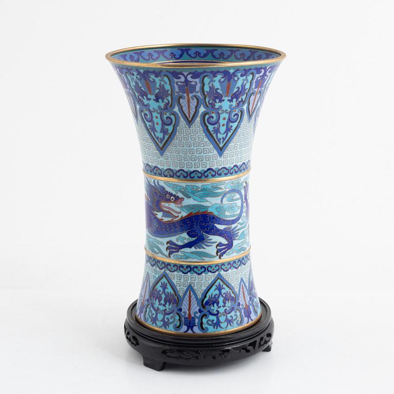 A cloisonné vase, China, 20th/21st century.