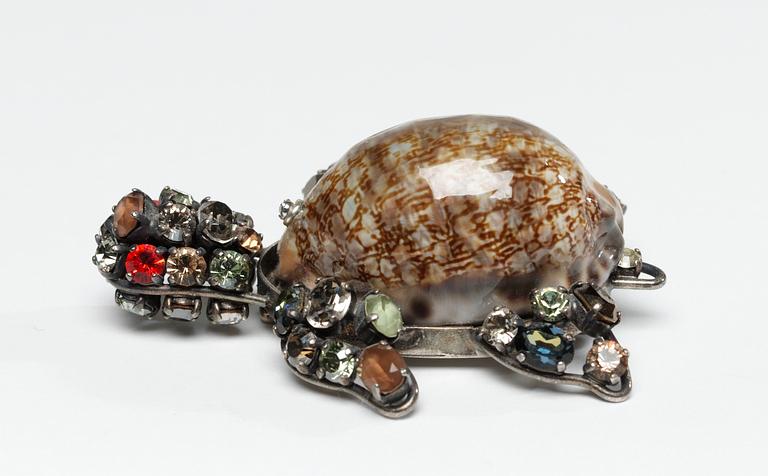 A Philippe Ferrandis brooch, Paris.