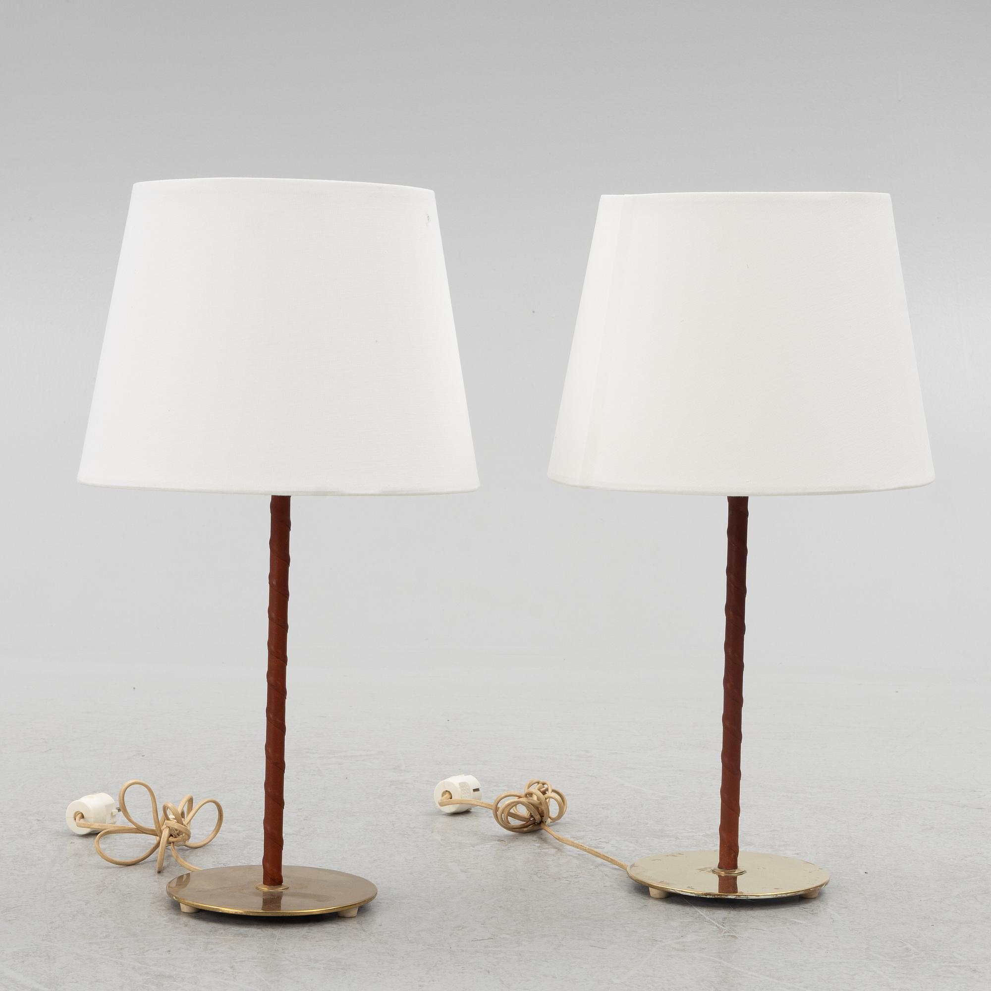Table lamps a pair, model B-023, Bergboms.