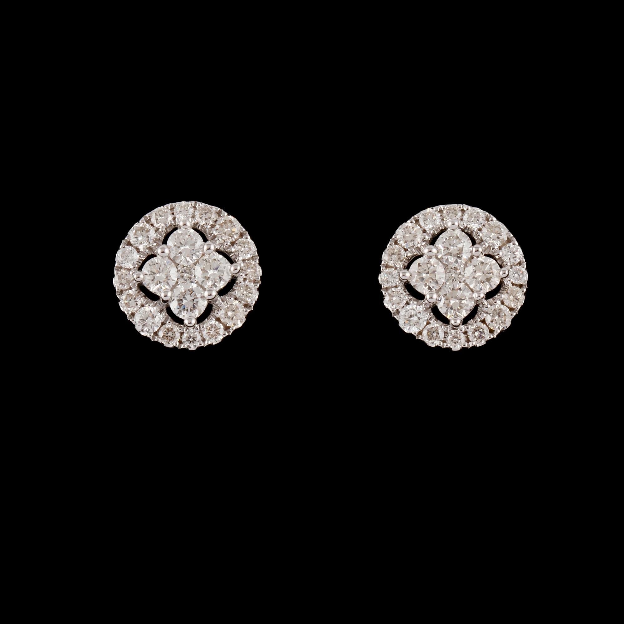 ÖRHÄNGEN, ett par, 18k vitguld med 42 briljantslipade diamanter, totalt ca 0.99 ct. Vikt 3 g.