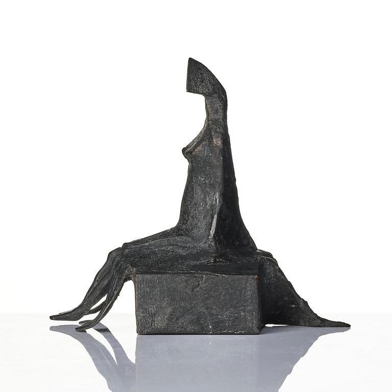 Lynn Chadwick, "Maquette VI Sitting Woman".