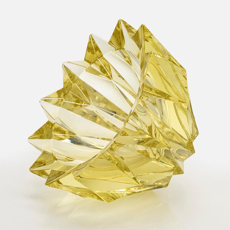 Aimo Okkolin, a 'Water lily' crystal bowl, signed Aimo Okkolin Riihimäen Lasi Oy.
