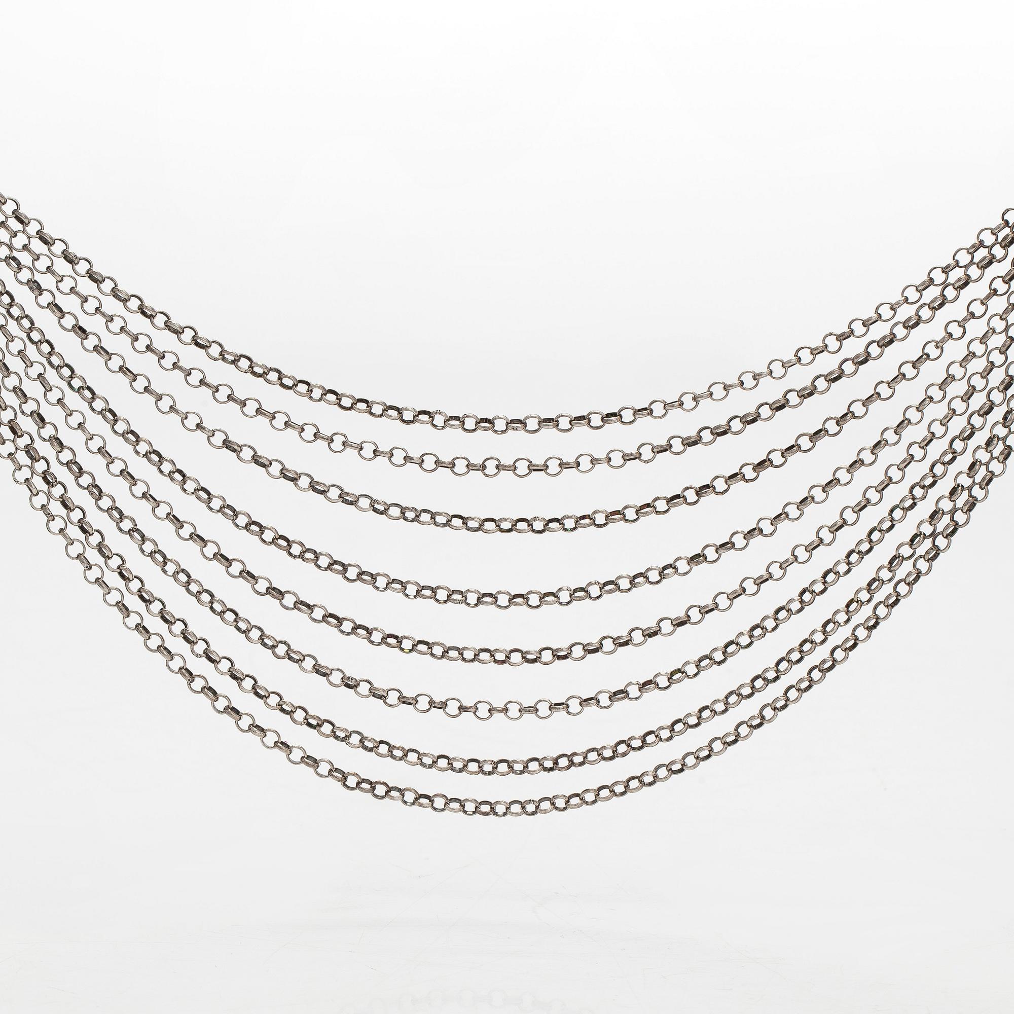 Kalevala Koru, a sterling silver 'Paradise/Hämäläisemännän juhlakääty' necklace. Helsinki 1997.