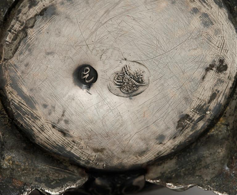 DOSA, silver, Turkiet, troligen omkring sekelskiftet 1900. Vikt ca 78 gram.