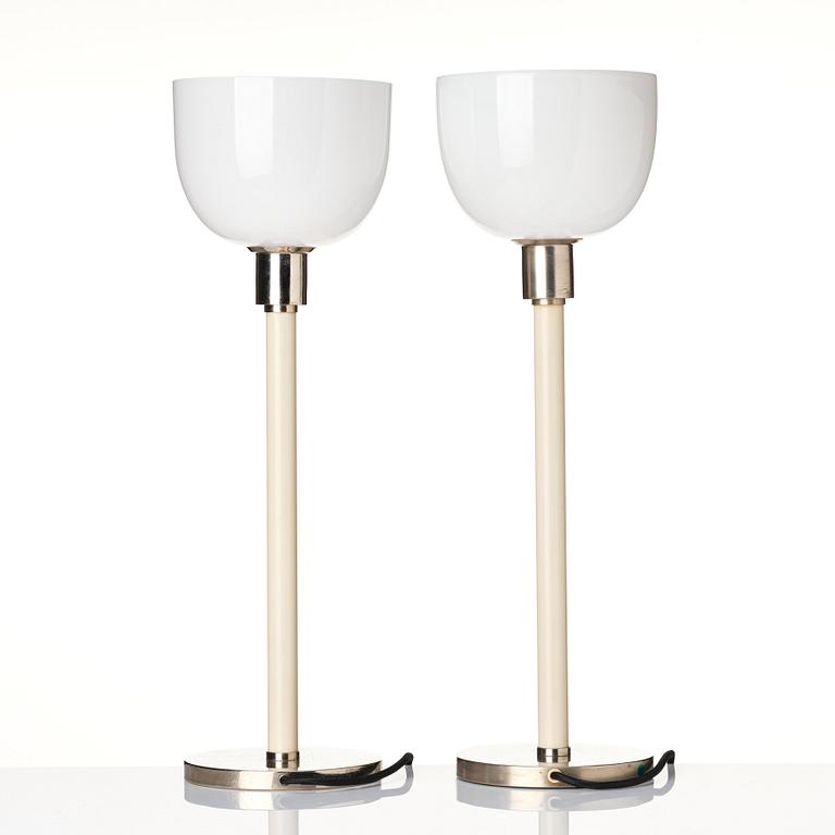 Harald Notini, a pair of table lamps, modell '15171', or "The study lamp", Arvid Böhlmarks Lampfabrik, Sweden, 1930s.