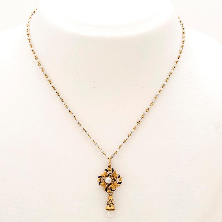 Halsband 18K guld med gammalslipade diamanter, seedpärlor och dekor av emalj, Stockholm 1846.